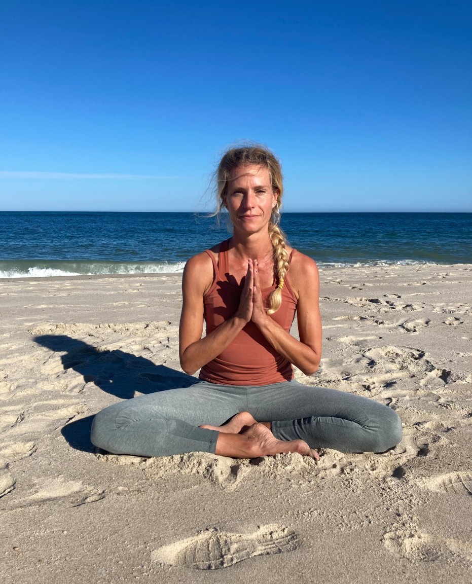 Julee Chatham – Deep Healing Yoga Instructor